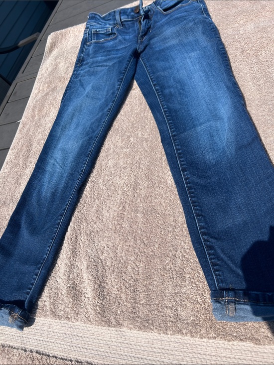 American Eagle Outfitters Denim - Size 2P American Eagle Outfitters Women's Dark Blue Skinny Jeans